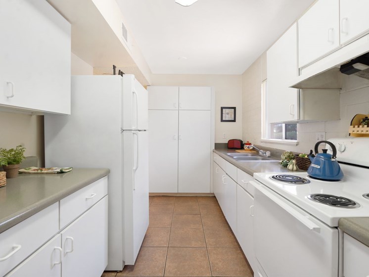 Kitchen at Copper Creek in Tucson, AZ